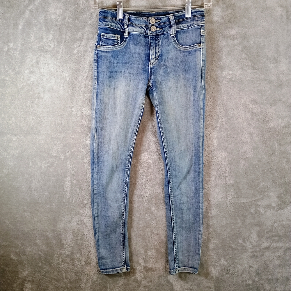 Mudd Girls Light Wash Skinny Jeans in Faded Blue Size 12